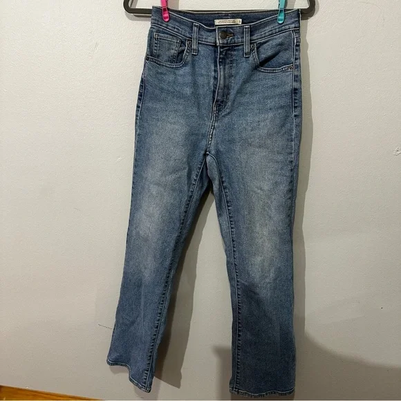 Levi’s (26Wx29L) High Waisted Crop Flare  Blue Women's Jeans - Picture 16 of 16